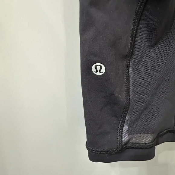 Lululemon Women Black Mesh Cropped Workout Leggings T60416 Size 8 - Picture 3 of 5